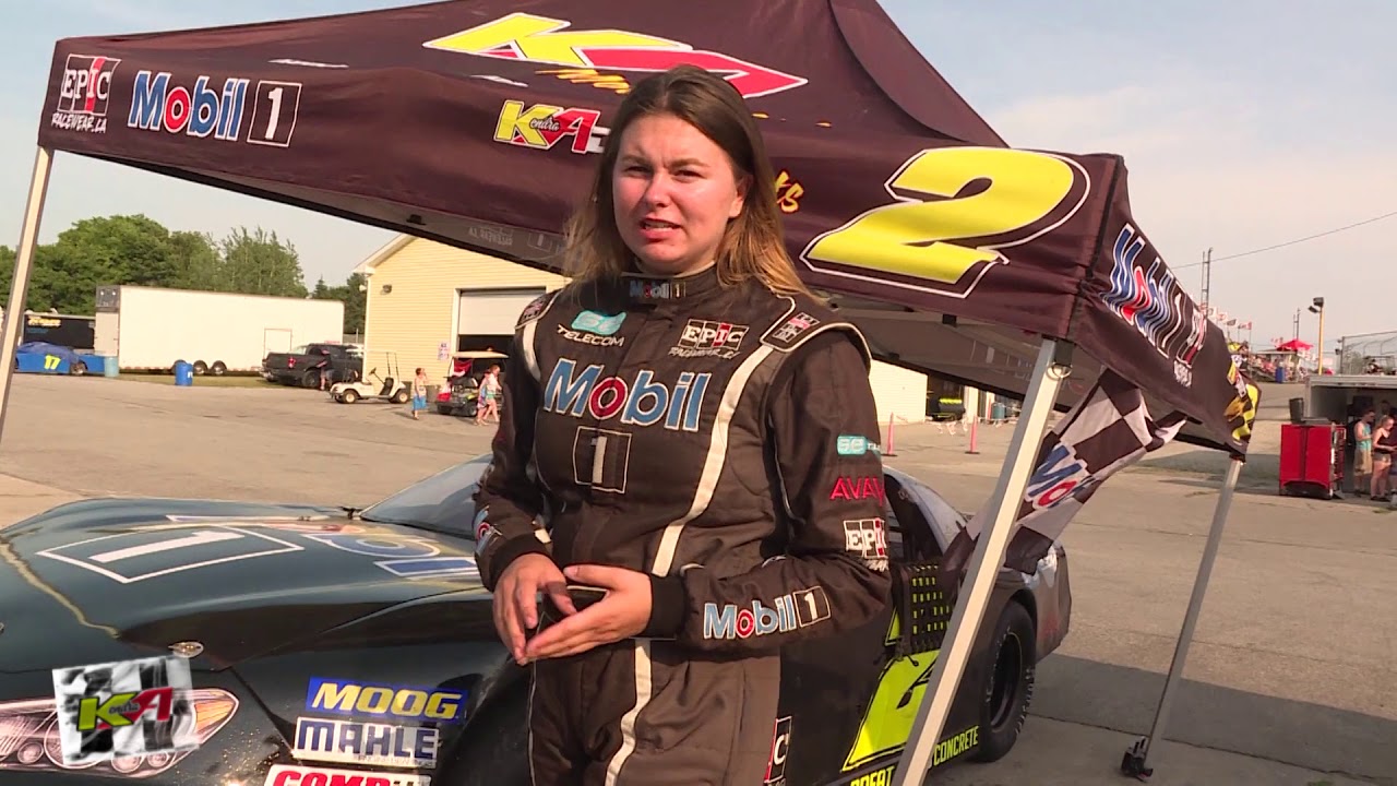 Life in the Fast Lane - Season 2, Episode 7 - YouTube