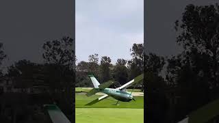 Pouso de emergência em campo de golf