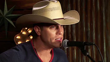 Dustin Lynch – Friends In Low Places (Forever Country Cover Series)