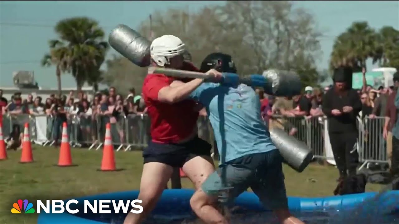Florida Man Games showcases skill in police evasion and mechanical alligators