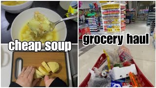 A GROCERY HAUL AND SOUP HACK LOL