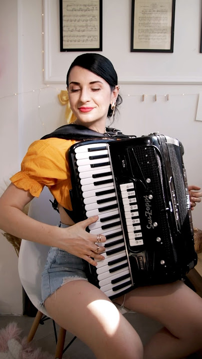 Minor Swing #gypsysong #jazz #accordion #katerynasushko