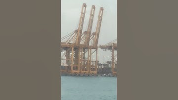 UAE . jabal Ali sea port terminal 3