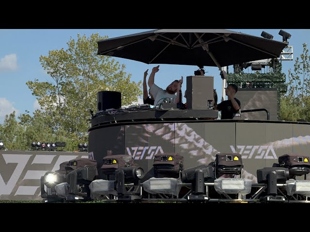 Versa @ Lost Lands 2025 (Day -1: Wednesday - The Crater - Legend