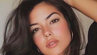 Taylor Hill: From Small Town Girl to Supermodel Stardom | Biography, Wiki, Lifestyle, Net Worth