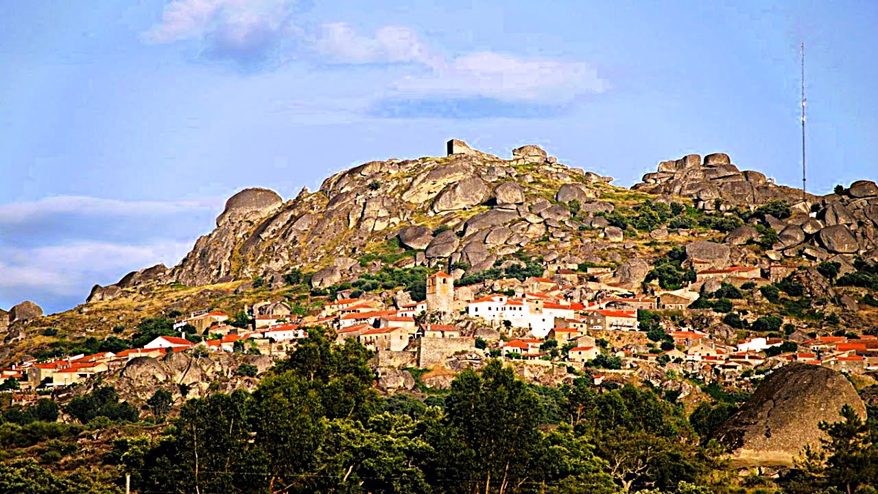 Aldeia de Monsanto Portugal