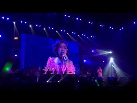Whitehaus concert มันคือความรัก : ลุลา