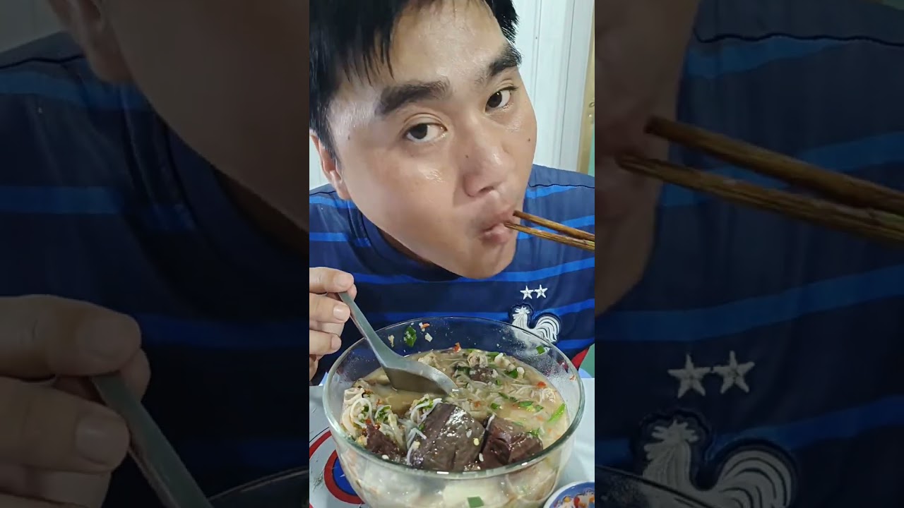 Ăn cháo lòng siêu lòng với bún tươi | Thánh sầu đâu