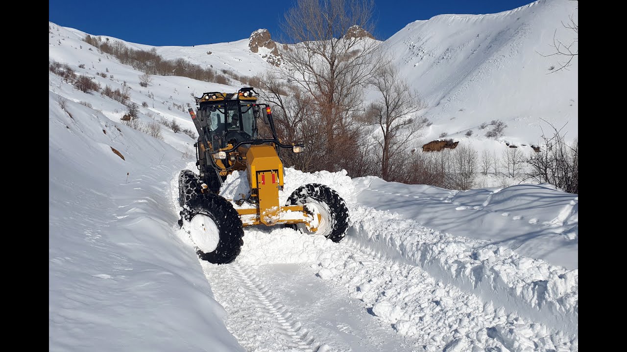 Kapalı köy yolları ulaşıma açıldı, yollar genişletiliyor, mahalle yolları temizleniyor