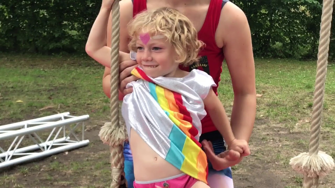 Circusschool trapeze voor kleuters
