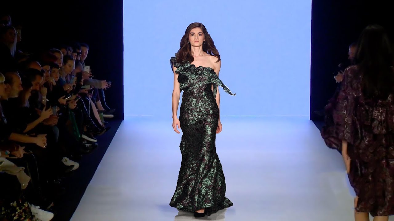 Cigdem Akin | Fall/Winter 2018/19 | Mercedes Benz Fashion Week Istanbul