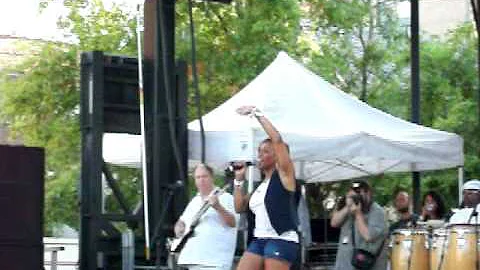 Kathy Sledge Performing at Halsted Street Market Days