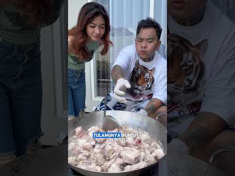Devina Babi Kecap