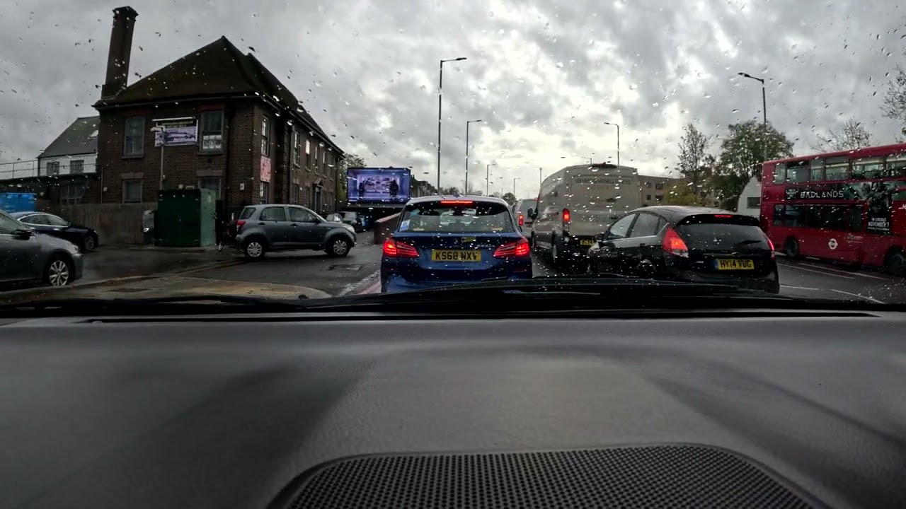 Hanger Lane London England Today Friday 31October 2015 Doing A London Tour In The Rain. GX014342