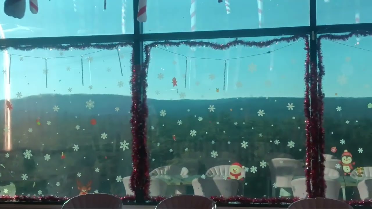 Sugar Factory and views at FOXWOODS RESORT CASINO MASHANTUCKET CONNECTICUT 