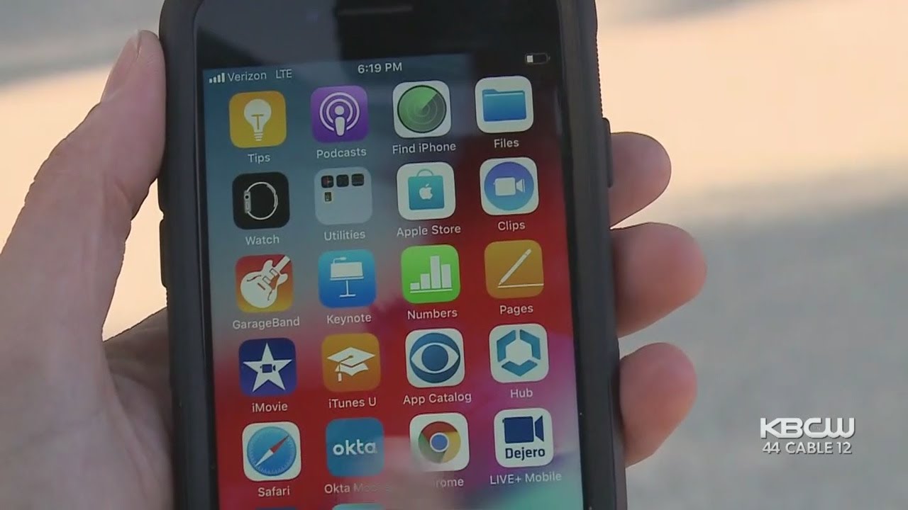 Apple Securities Fraud Lawsuit Claims Hundreds Of Thousands Of Investors Were Misled - YouTube