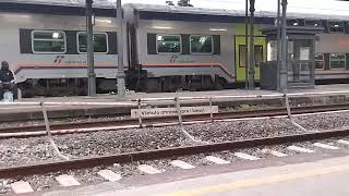 قنات السياحة والسفر   قطار إيطاليا    trenitalia