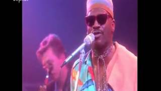 Watch Taj Mahal Do I Love Her video