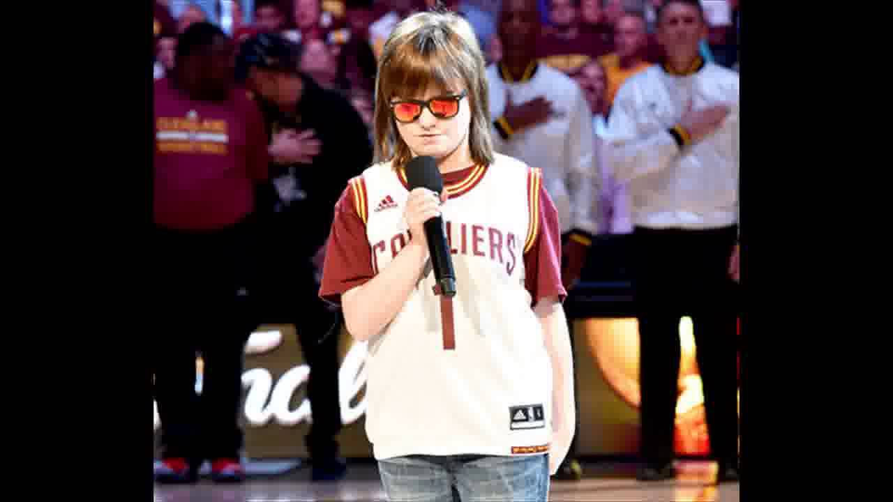 Blind Teen Marlana VanHoose Sings Incredible Version of National Anthem