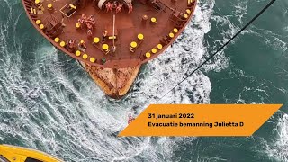 Evacuatie bemanning vrachtschip Julietta D door SAR-helikopters