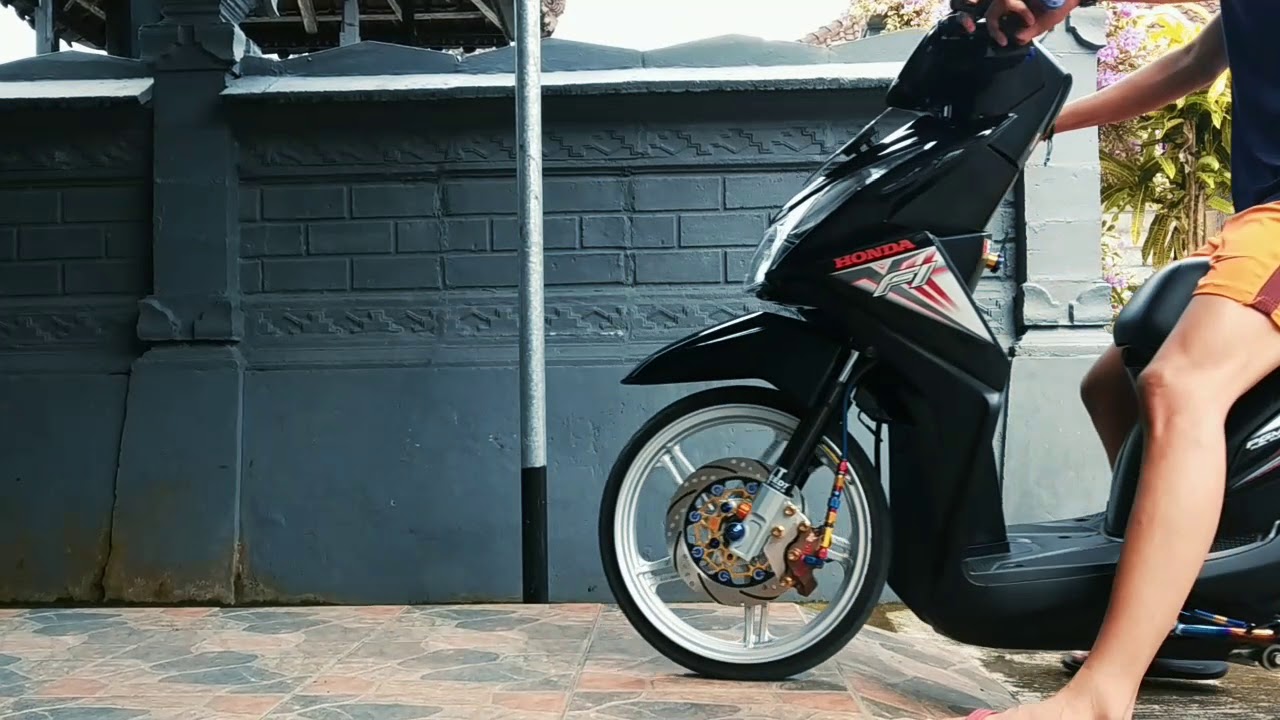 Modifikasi Honda Beat Fi 2014 Hitam By Okan Kane123