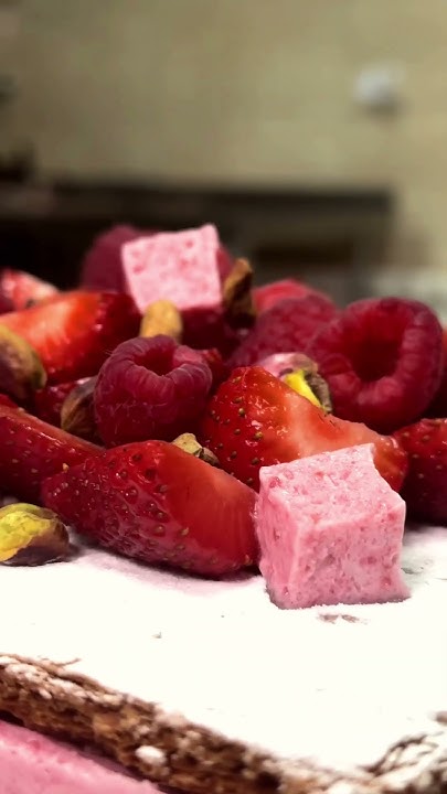 Фисташковый мильфей-это бесконечная череда вкусов. #мильфей #наполеон # ...