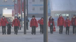 高木主将らが選手村入り 北京冬季五輪の日本選手団