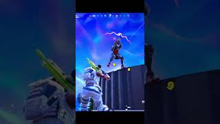 😂 Se asusto y solito se mato en la Zona jajaja #fortnite #gameplay #games