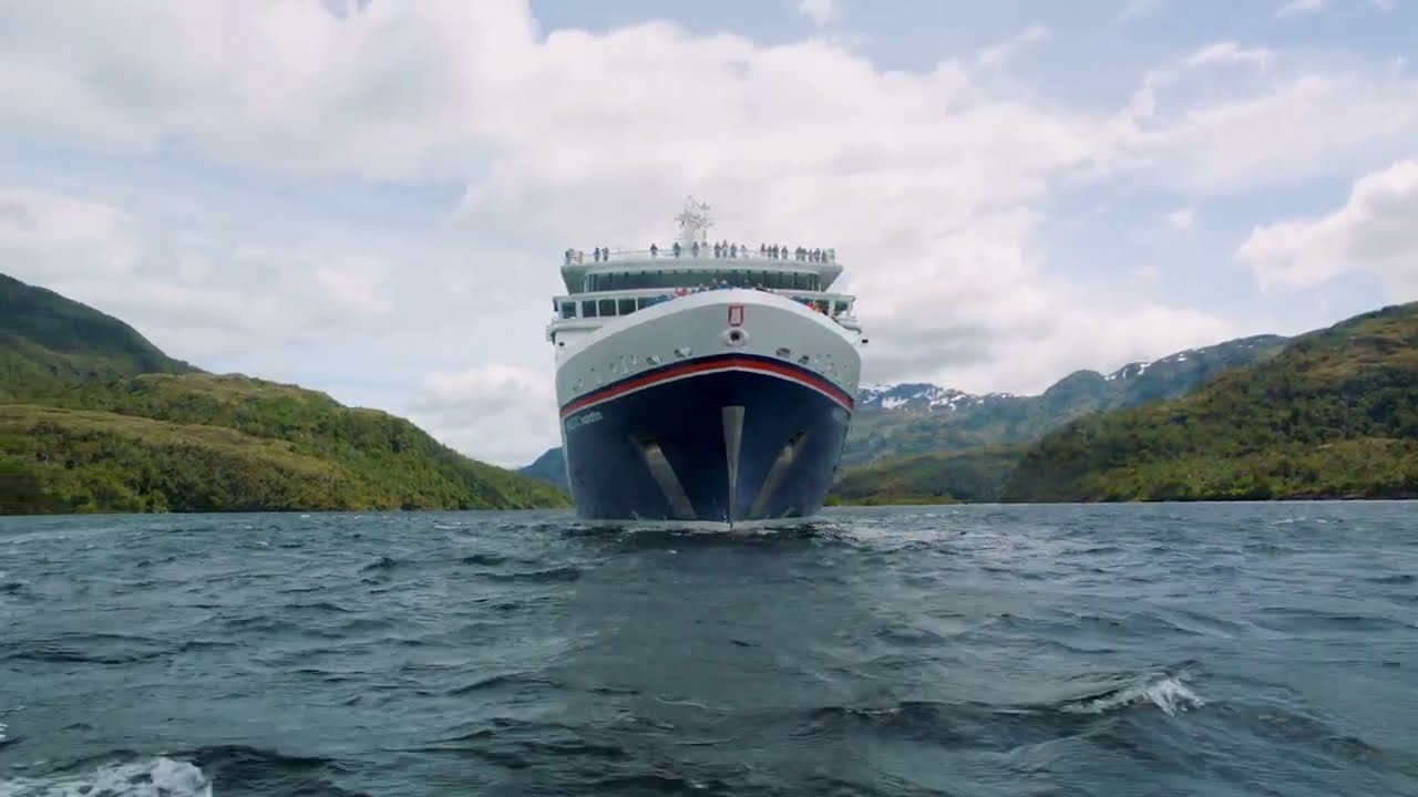 Chilean Fjords Expedition Cruises - Hapag-Lloyd Cruises