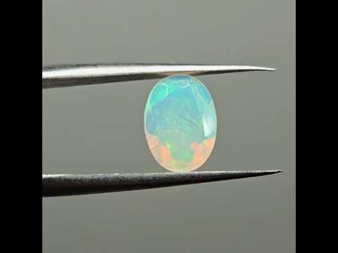 Опал – ювелірна вставка натуральний камінь для створення прикрас 0,6 ct, відео 3