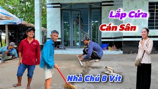 THỢ LẮP CỬA CHÍNH VÀ CÁN SÂN ĐỂ HOÀN THIỆN XÂY DỰNG NHÀ CHÚ 8 VÍT THỢ LẮP CỬA CHÍNH VÀ CÁN SÂN ĐỂ HOÀN THIỆN XÂY DỰNG NHÀ CHÚ 8 VÍT