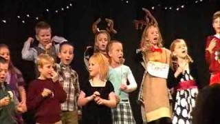 Lili's class first song xmas program