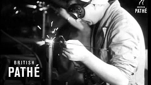 Sten Gun Production - 1942 (1942)