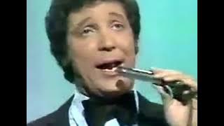 Tom Jones  -  What s new pussycat