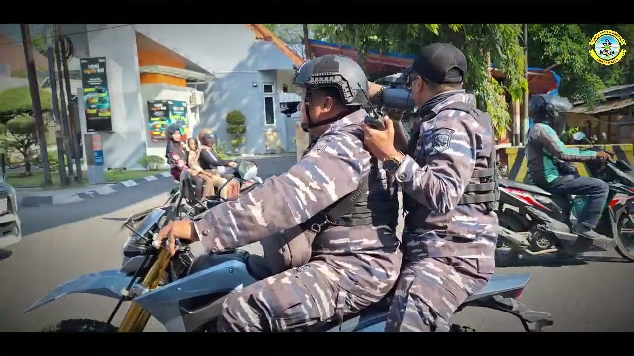 PATROLI GABUNGAN LANAL CIREBON DAN FORKOPIMDA SIAGA MENJAGA WILAYAH KOTA CIREBON AGAR TETAP KONDUSIF