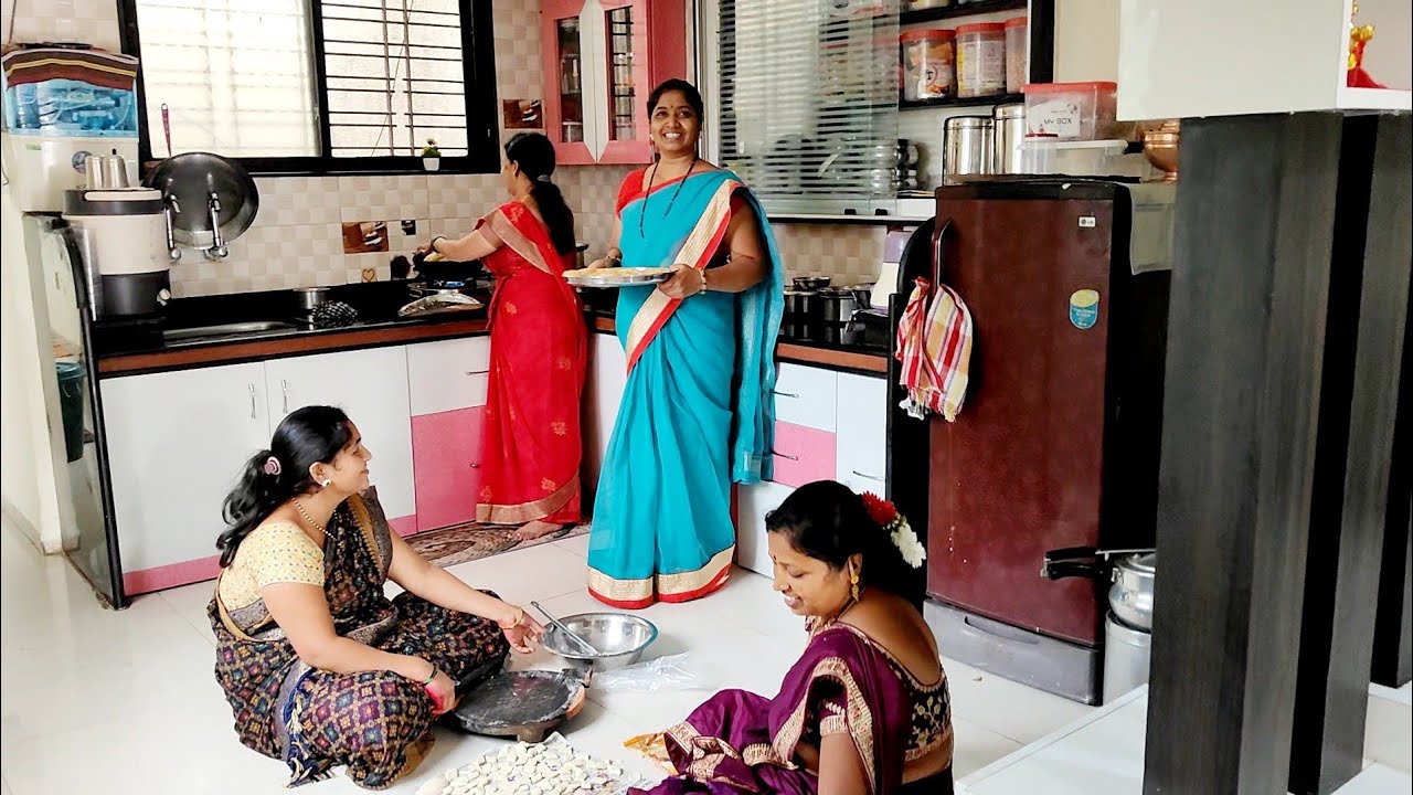 महालक्ष्मीसाठी खूप सारे फराळ/मिठाई बनवली..😍पुजा,प्रियांकाचा डान्स प्रॅक्टीस..💃💃