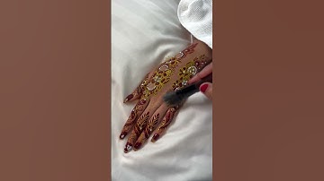 golden shine henna mehndi designs #henna #hennadesign #mehndi #ytshorts #hennaart #hennatatto