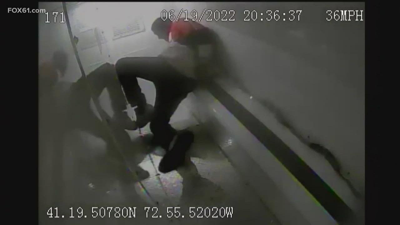 Five New Haven officers charged in prisoner transfer injury case