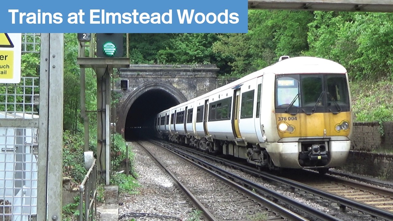 Southeastern Trains At Elmstead Woods