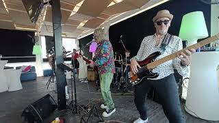 BACONS BRIDGE muve tus caderas MAUI GARRUCHA MAYO 2026