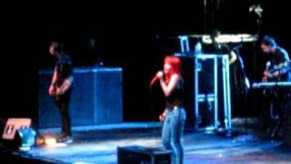 Details The Only Exception - Paramore Live in BH / Paramore em BH Update