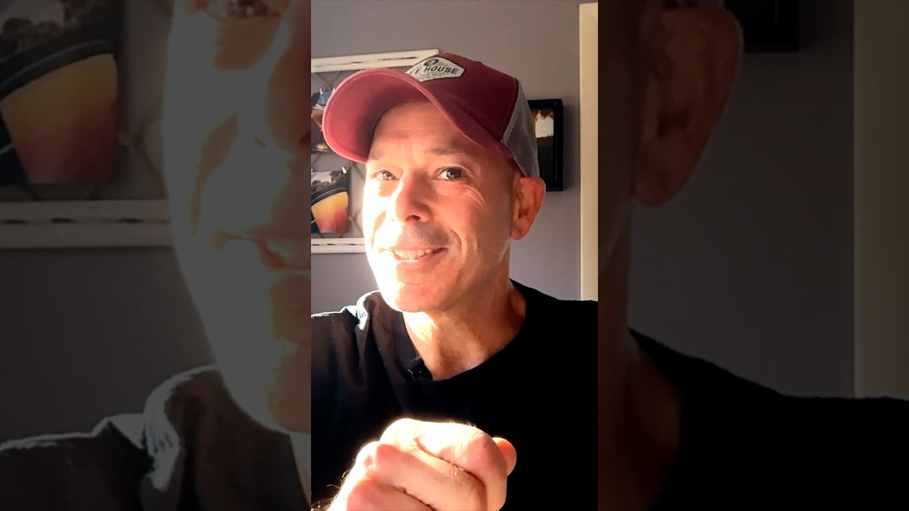 32 Schwarzbier: A dark-as-night lager with roasty notes but a surprisingly light, crisp body.