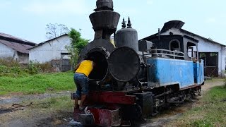 The Last Working Steam Locomotives in Java - Kanigoro Sugar Mill