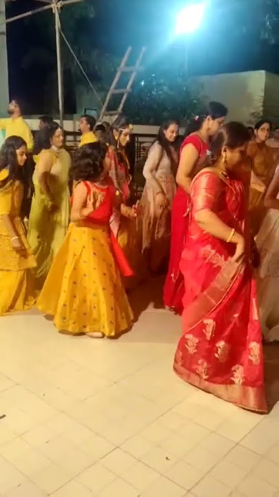 Phiri phiri nach song dance at mama's haldi