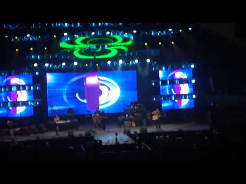 Alex, Jorge y Lena - La Cancion del Pescado (live)