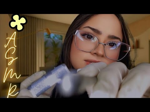 ASMR:DERMATOLOGISTA ATREVIDA EXAMINA SUA PELE!🧴🥴