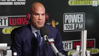 Tito Ortiz explains the history of the American flag Resimi