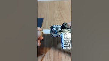 Making a Retro Game Using the PIC18F45K50#mecatrónica #electronics#electronicsengineering  #robotics