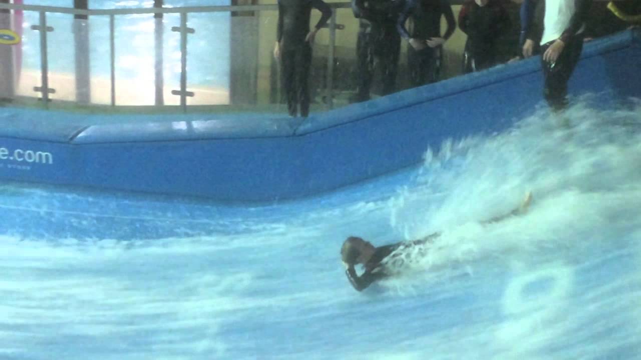 Joseph's best flowrider moves adlı videoyu YouTube'da izle Joseph's best flowrider moves adlı videoyu YouTube'da izle
