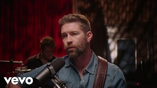 Video thumbnail of "Josh Turner - I Serve A Savior (Acoustic)"